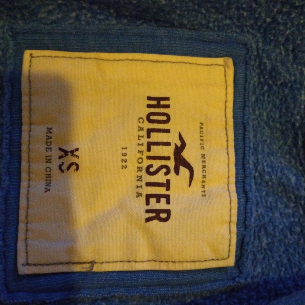 Full zip sweatshirt